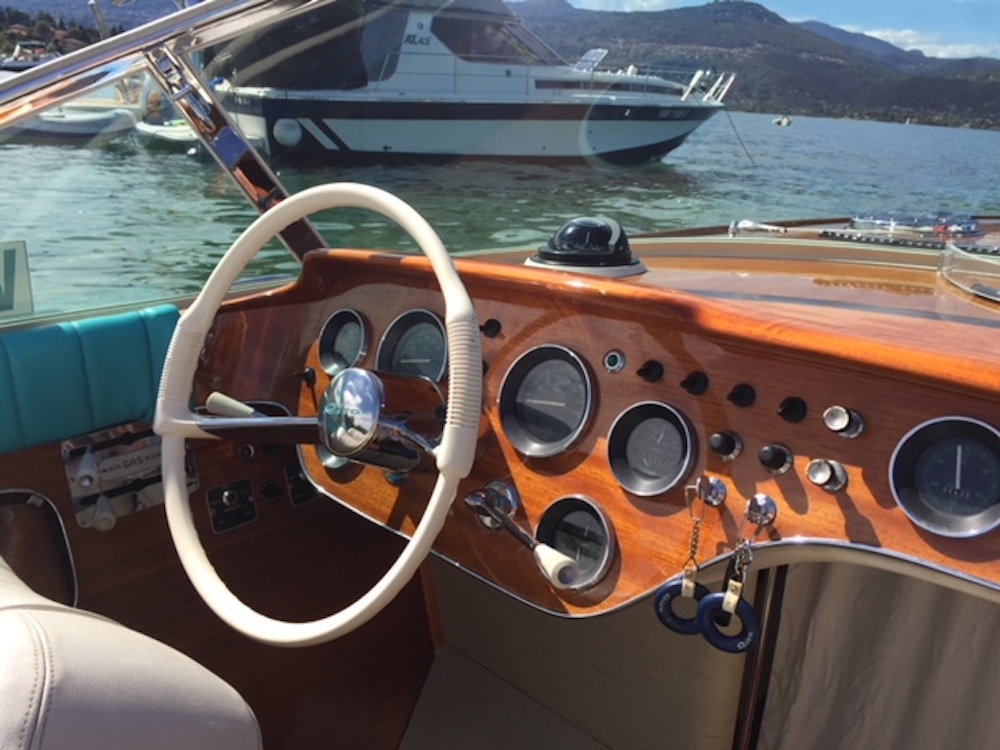 Crewed Motor Yacht Riva Aquarama Special photo 4