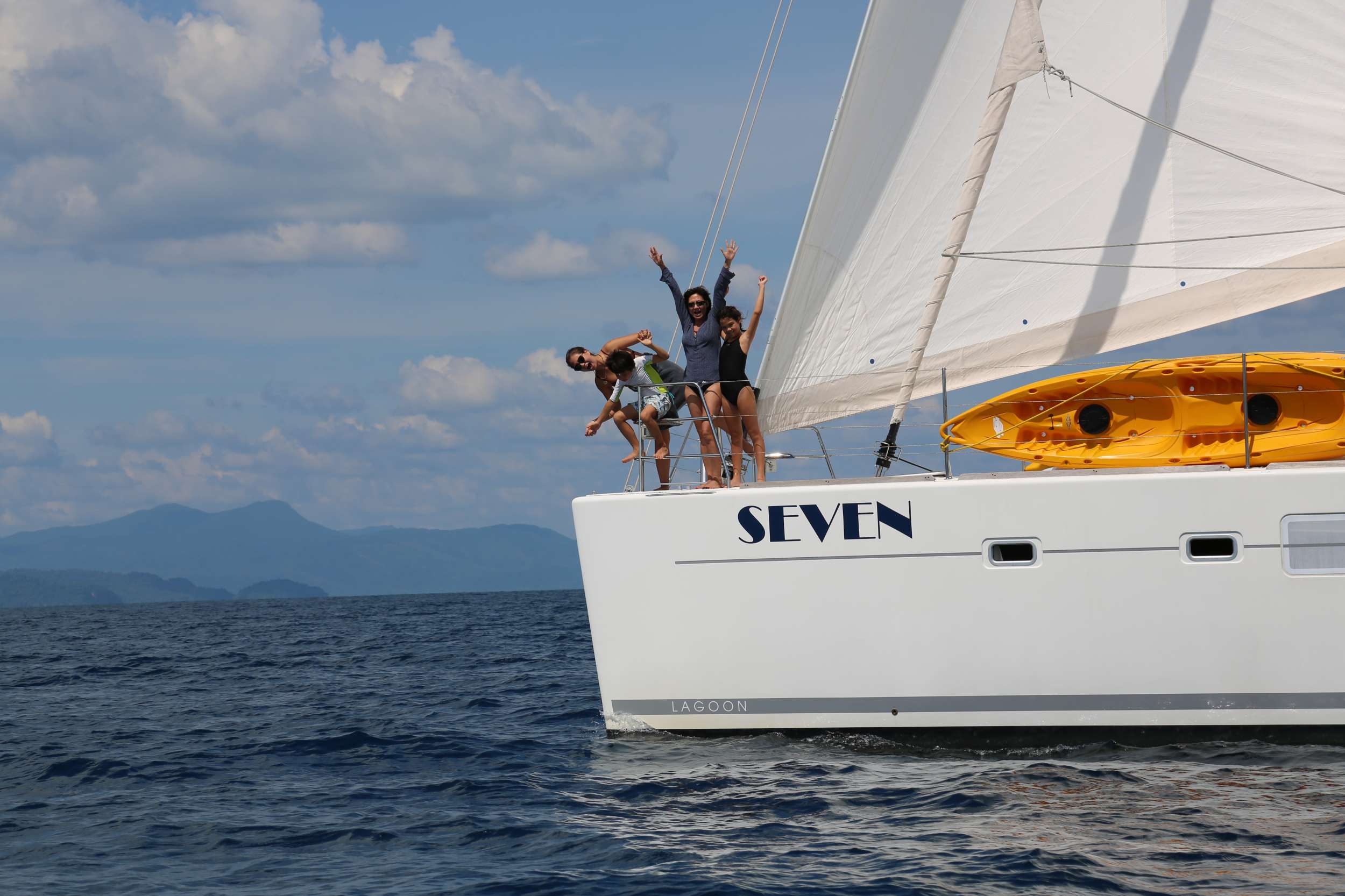 Luxury Crewed Catamaran 00SEVEN photo 4