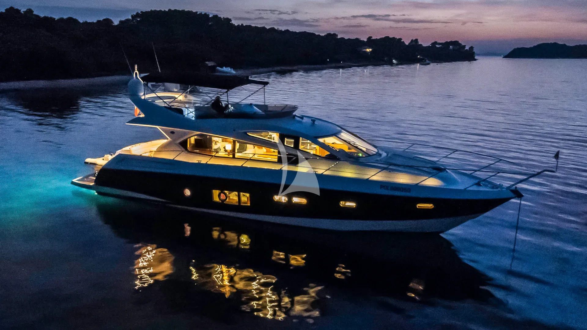 Crewed Motor Yacht 2 DRUNK photo 7