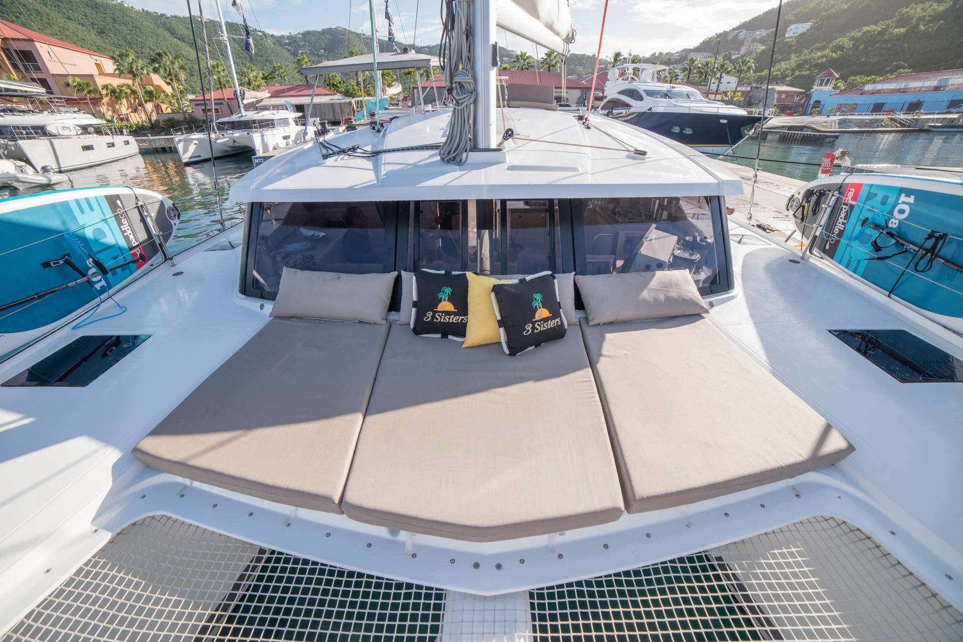 Luxury Crewed Catamaran 3 SISTERS photo 3