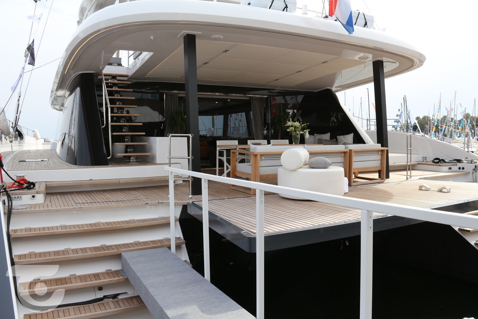 Luxury Crewed Catamaran 7X photo 3