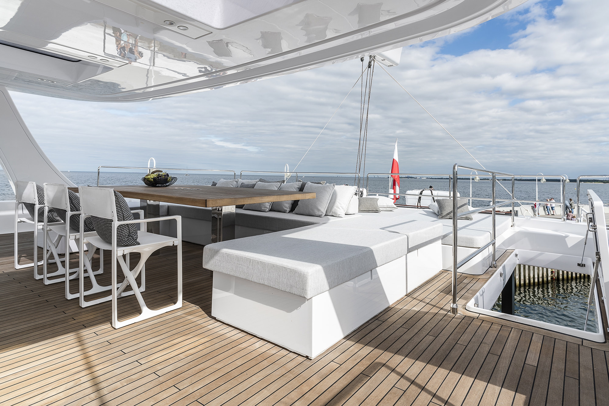 Luxury Crewed Catamaran 7X photo 4