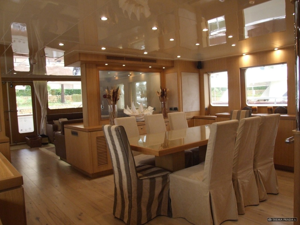 Crewed Motor Yacht BANDIDO 90 photo 3