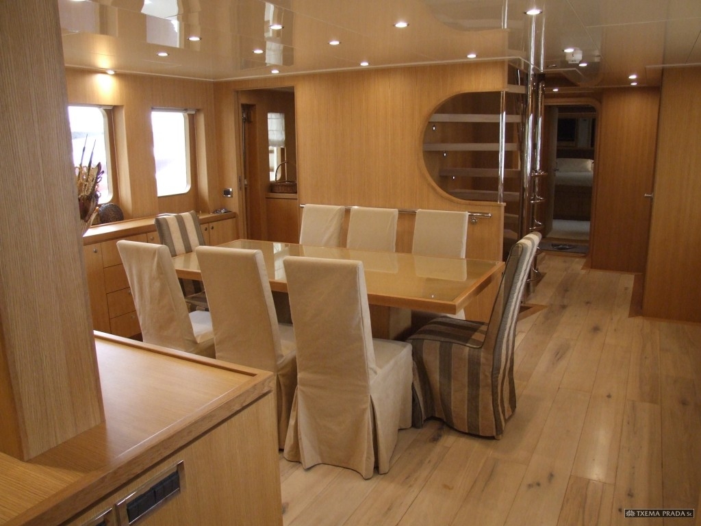 Crewed Motor Yacht BANDIDO 90 photo 5