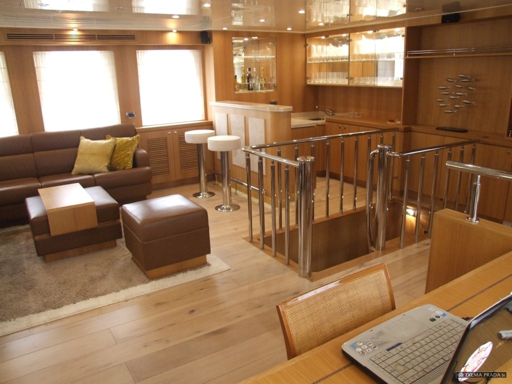 Crewed Motor Yacht BANDIDO 90 photo 8