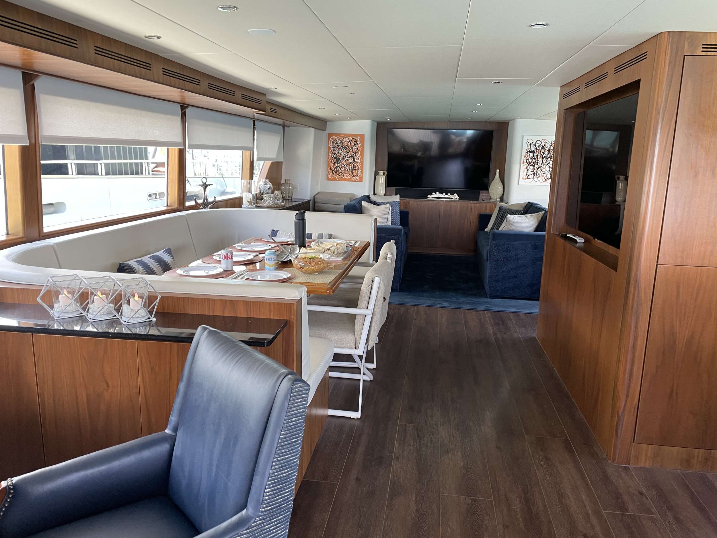 Luxury Crewed Motor Yacht A PLACE IN THE SUN photo 5