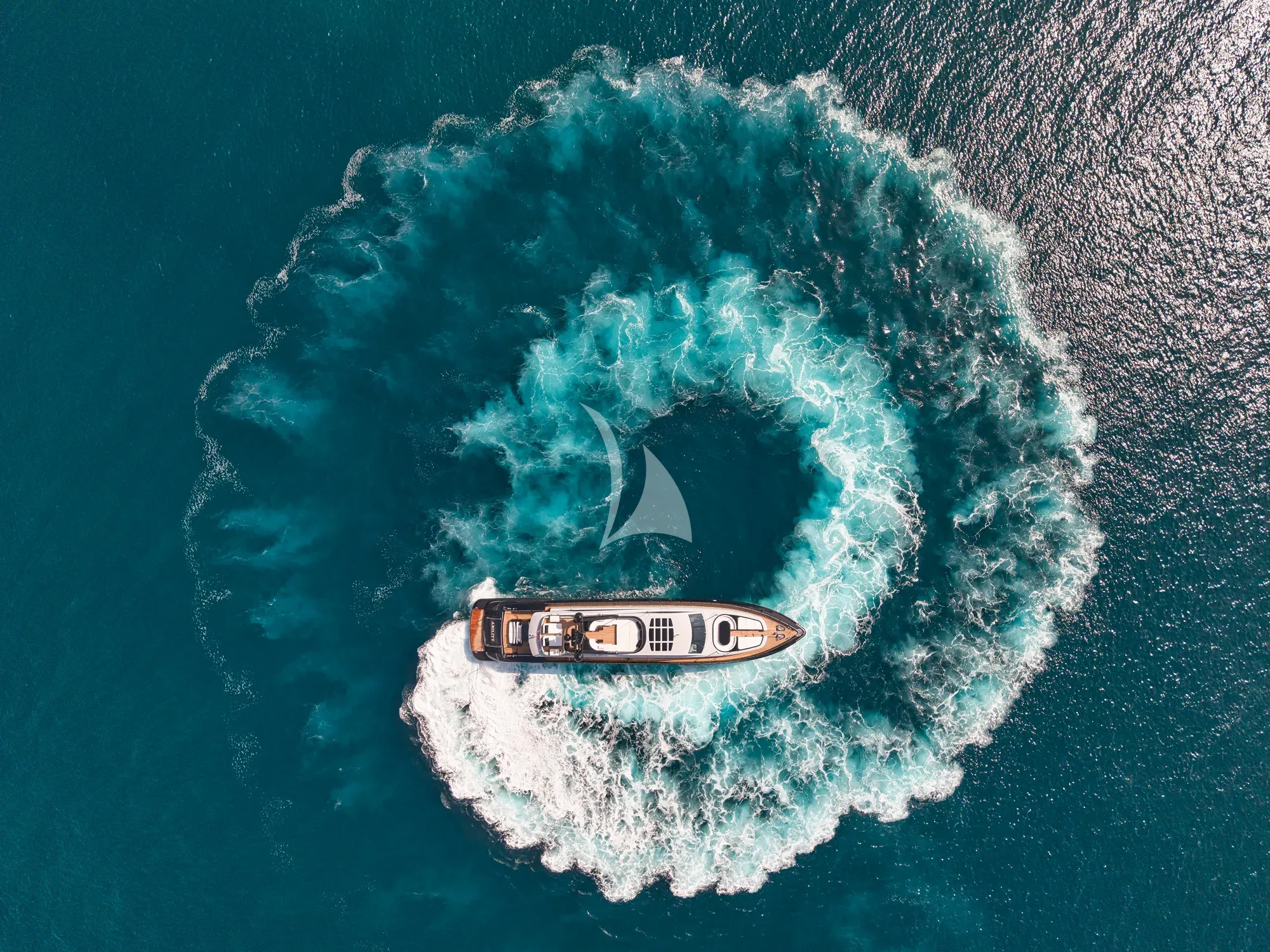 Luxury Crewed Motor Yacht ABILITY photo 5