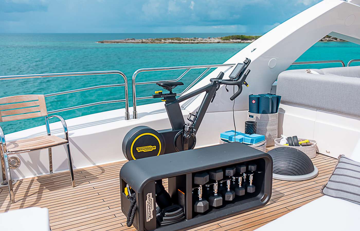 Luxury Crewed Motor Yacht ACACIA photo 5