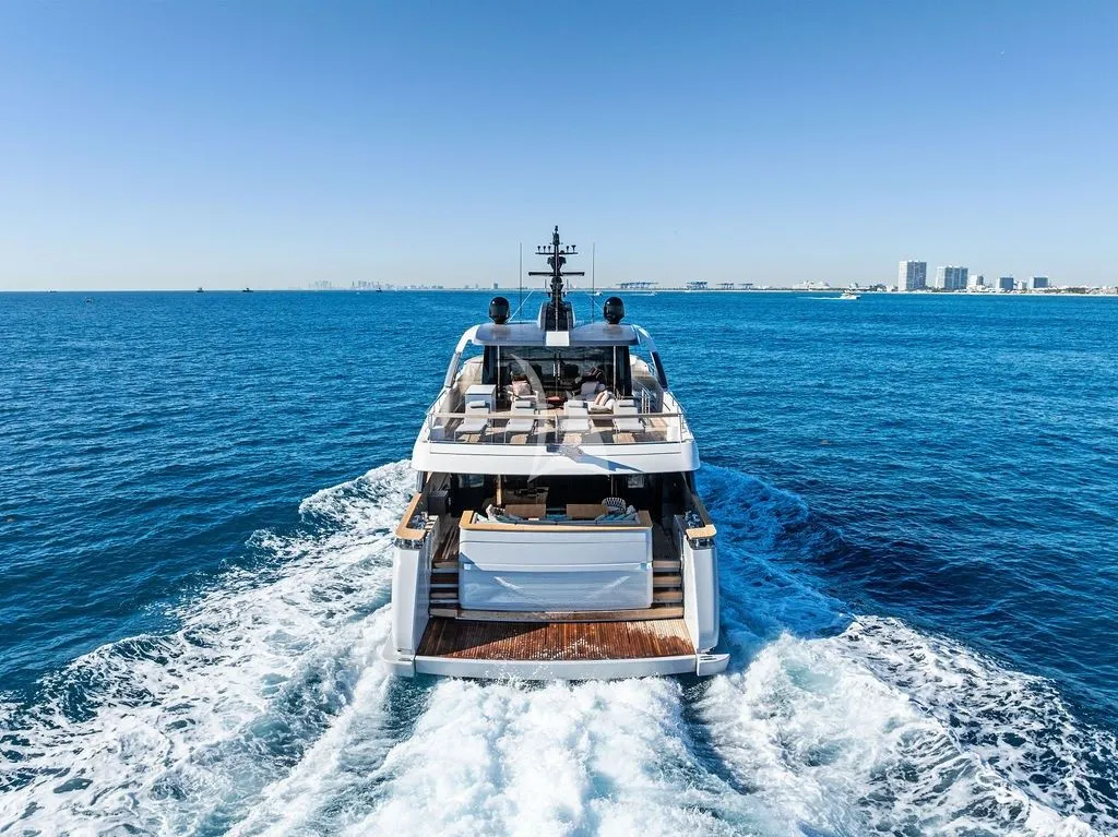 Luxury Crewed Motor Yacht ACE photo 5