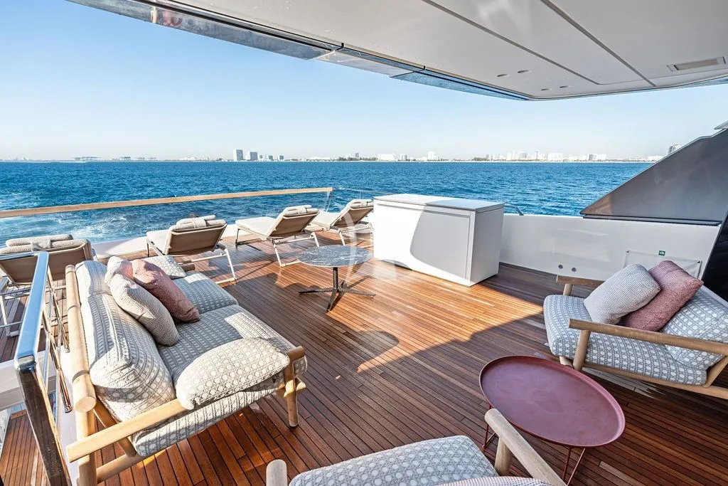 Luxury Crewed Motor Yacht ACE photo 7
