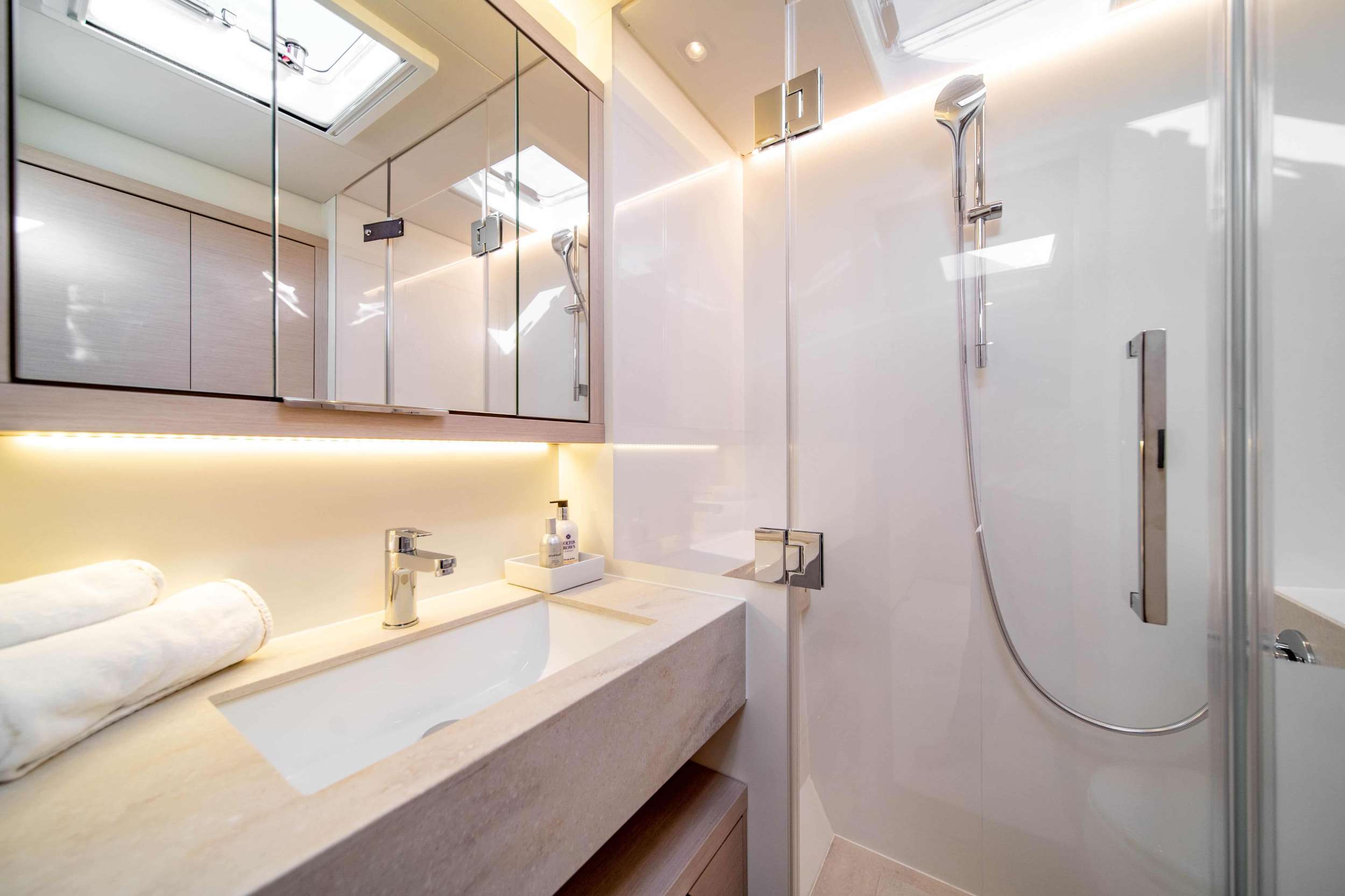 Crewed Catamaran ADRIATIC PEARL photo 7