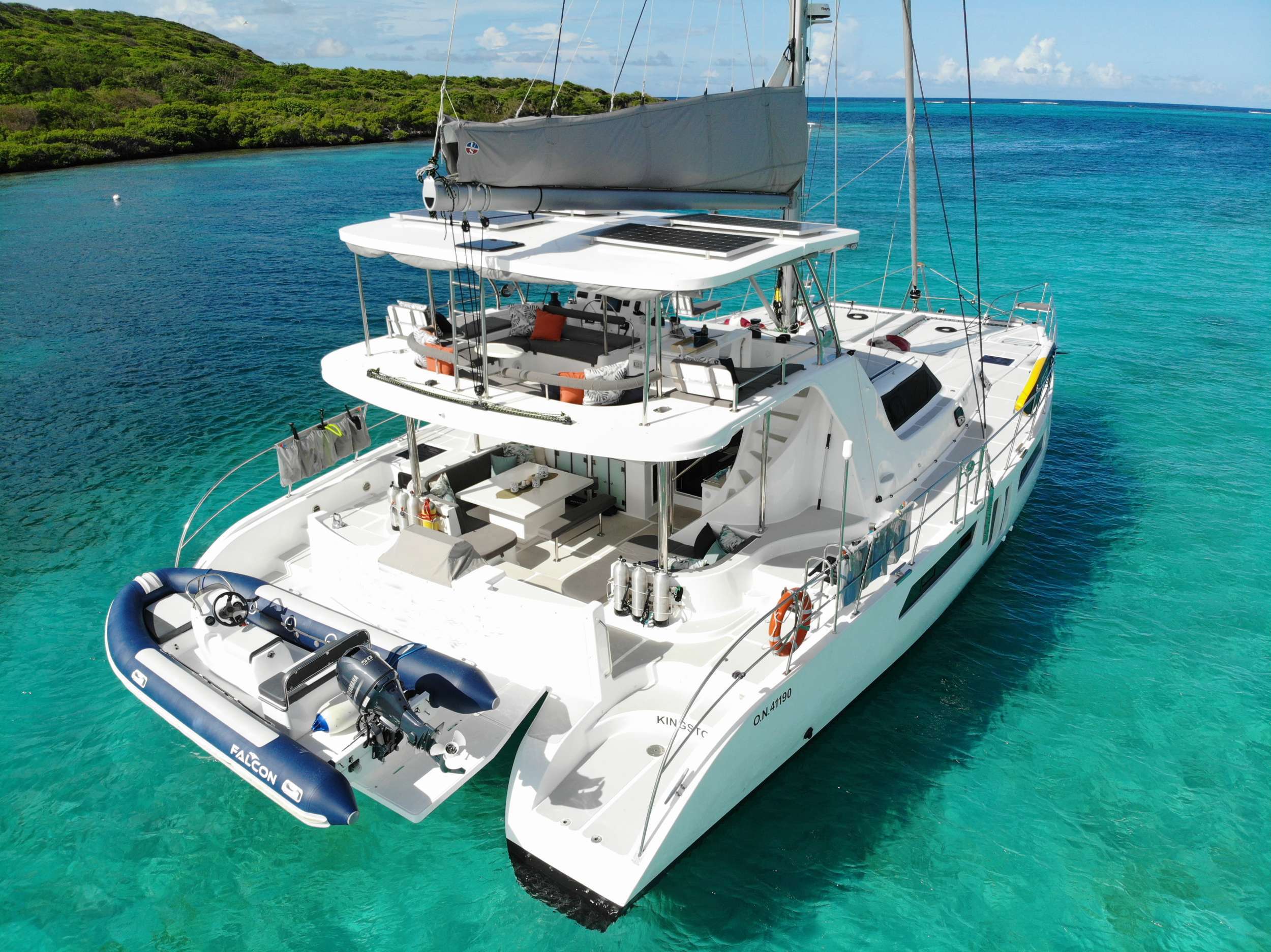 Crewed Catamaran ADVENTURE US