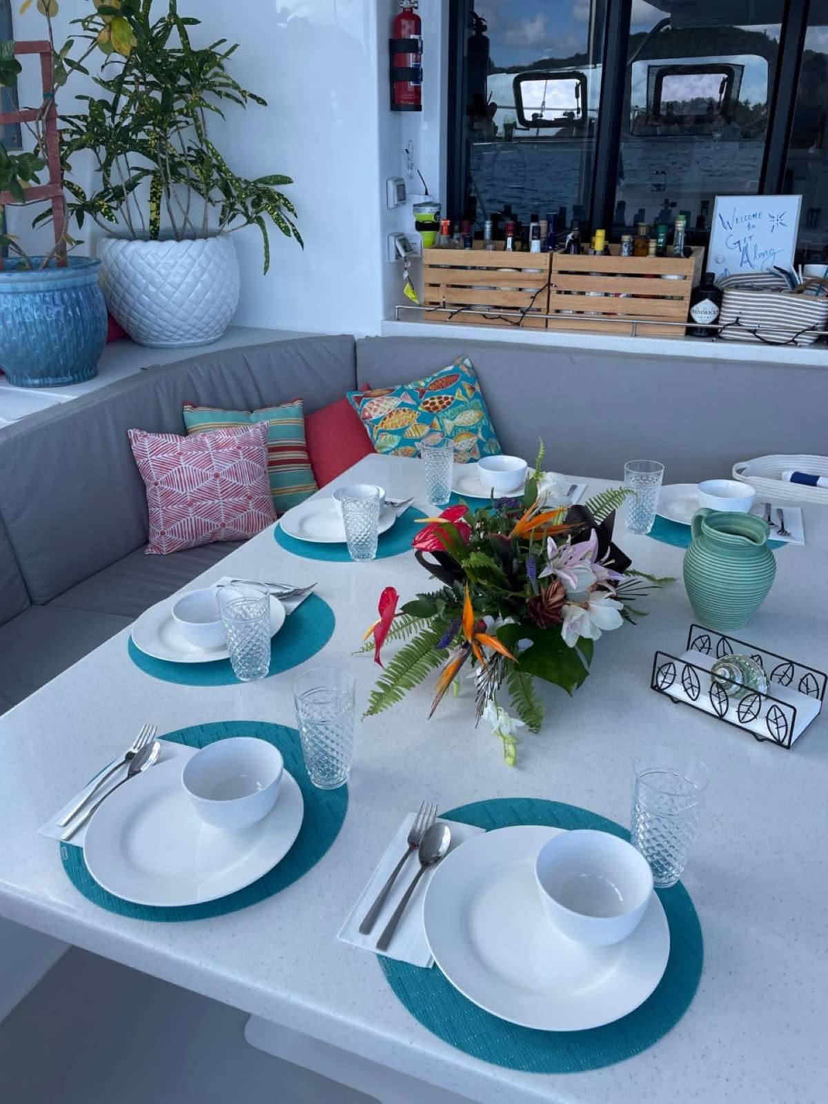 Crewed Catamaran ADVENTURE US photo 8