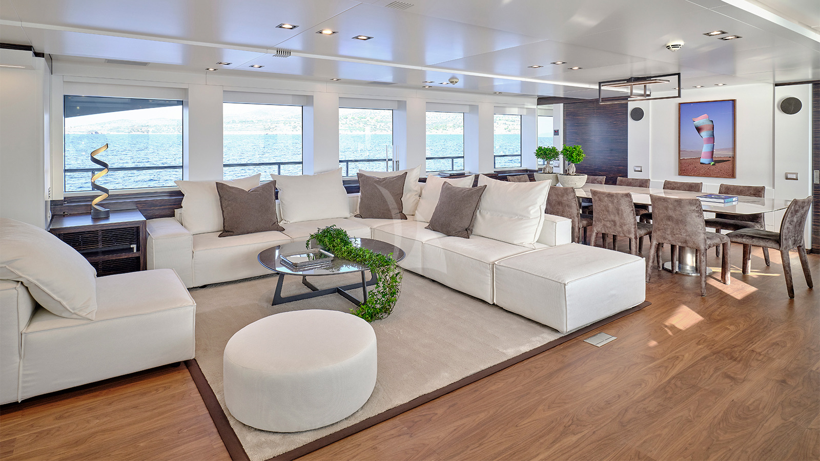 Luxury Crewed Motor Yacht AFRICA I photo 6