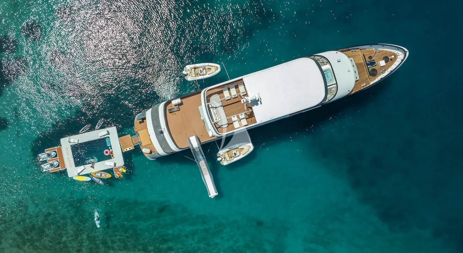 Luxury Crewed Motor Yacht AGAPE ROSE photo 7