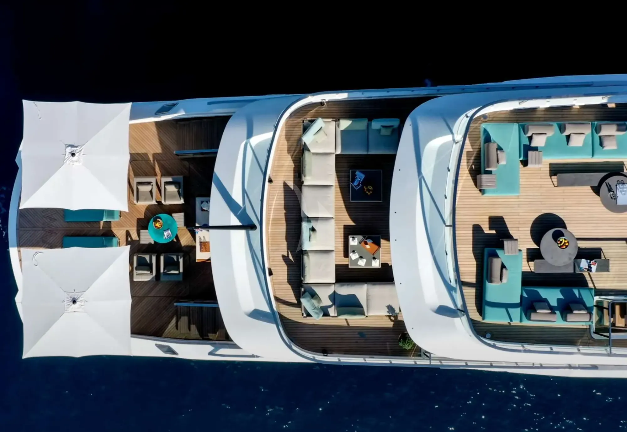 Luxury Crewed Motor Yacht AL WAAB photo 5