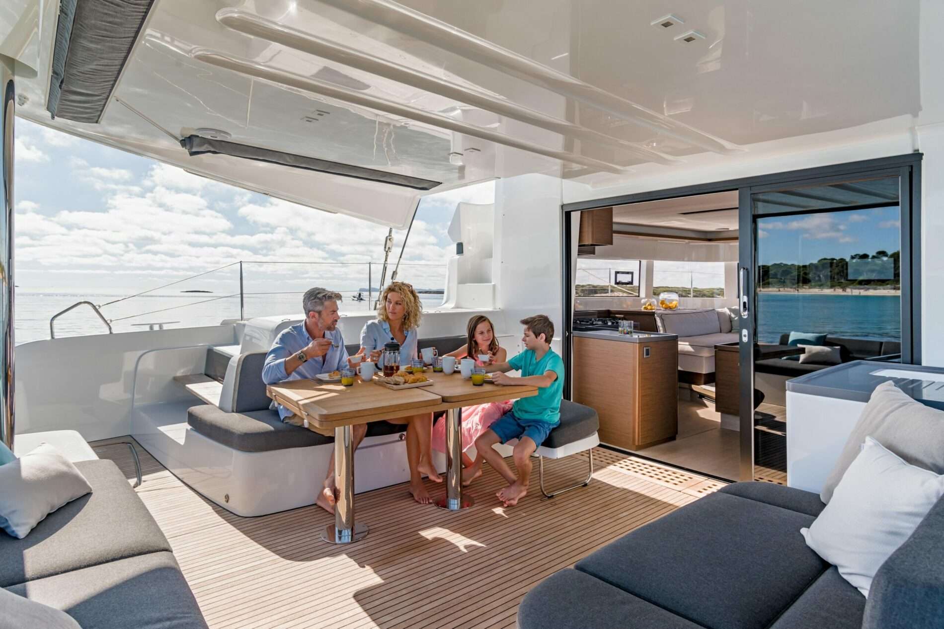 Bareboat Catamaran ALAIA photo 3