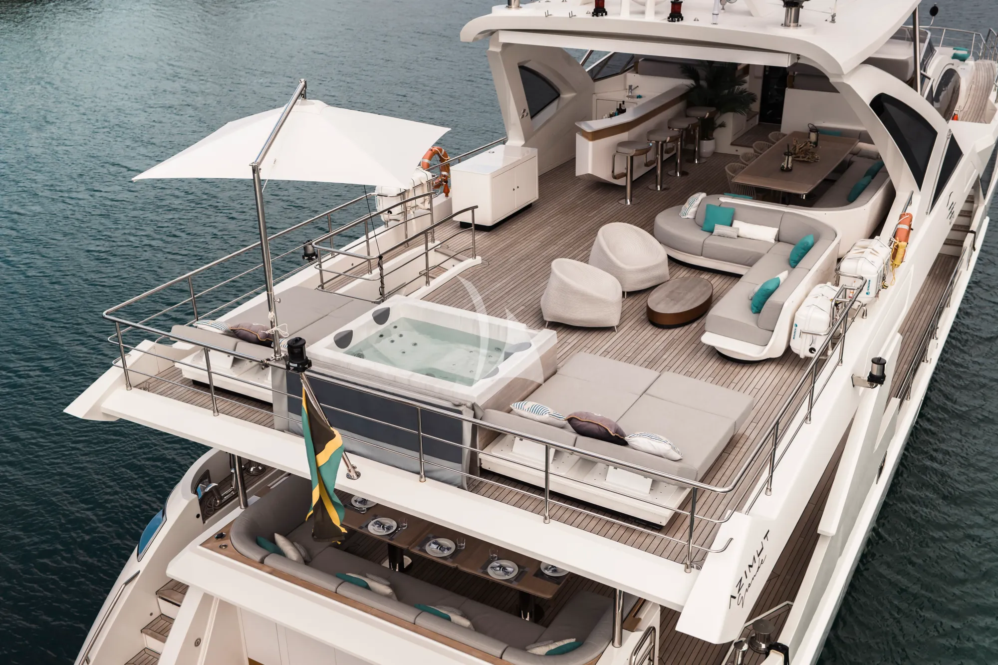 Luxury Crewed Motor Yacht ALEGRIA photo 6