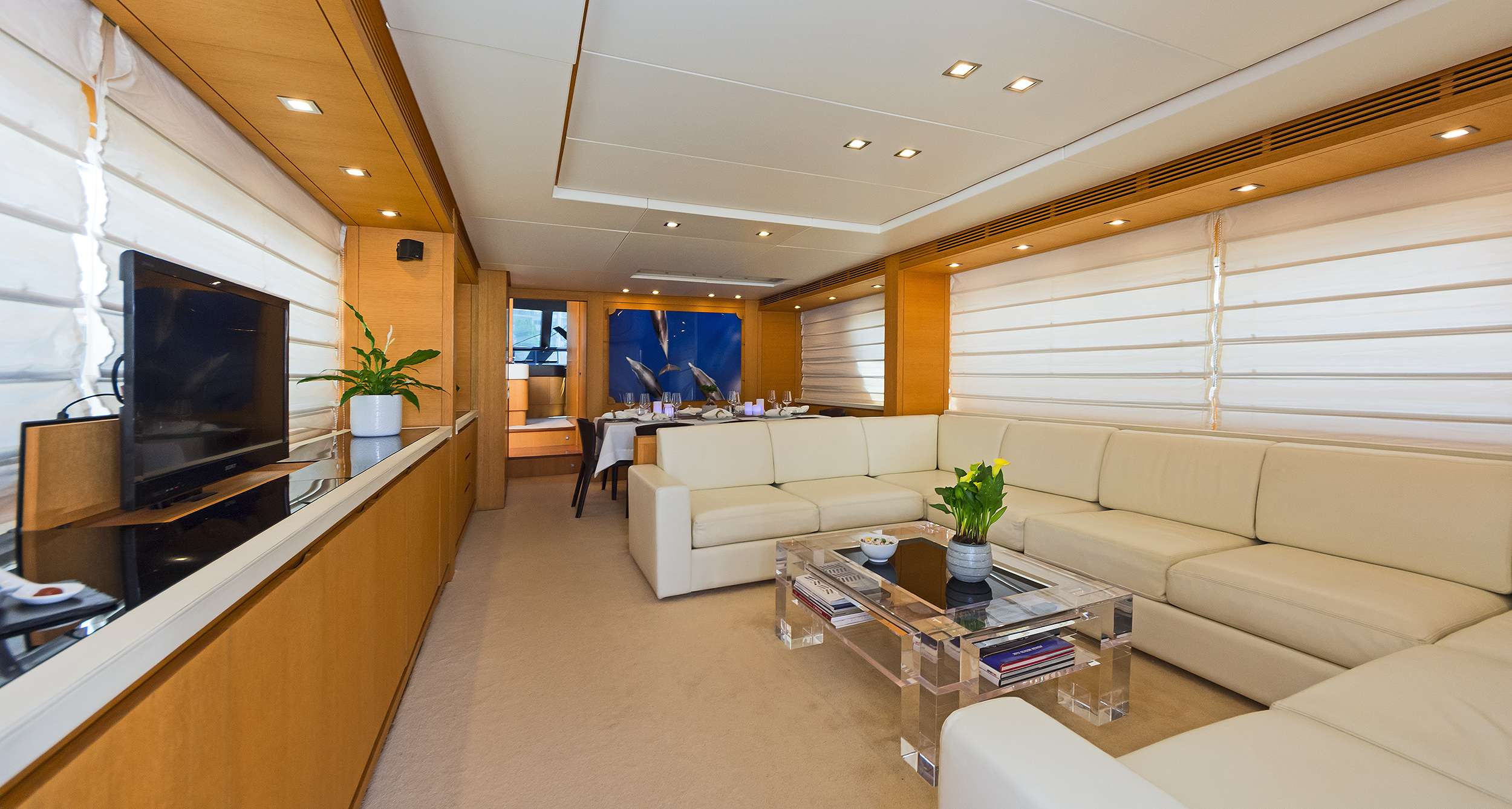 Luxury Crewed Motor Yacht ALEGRIA photo 5