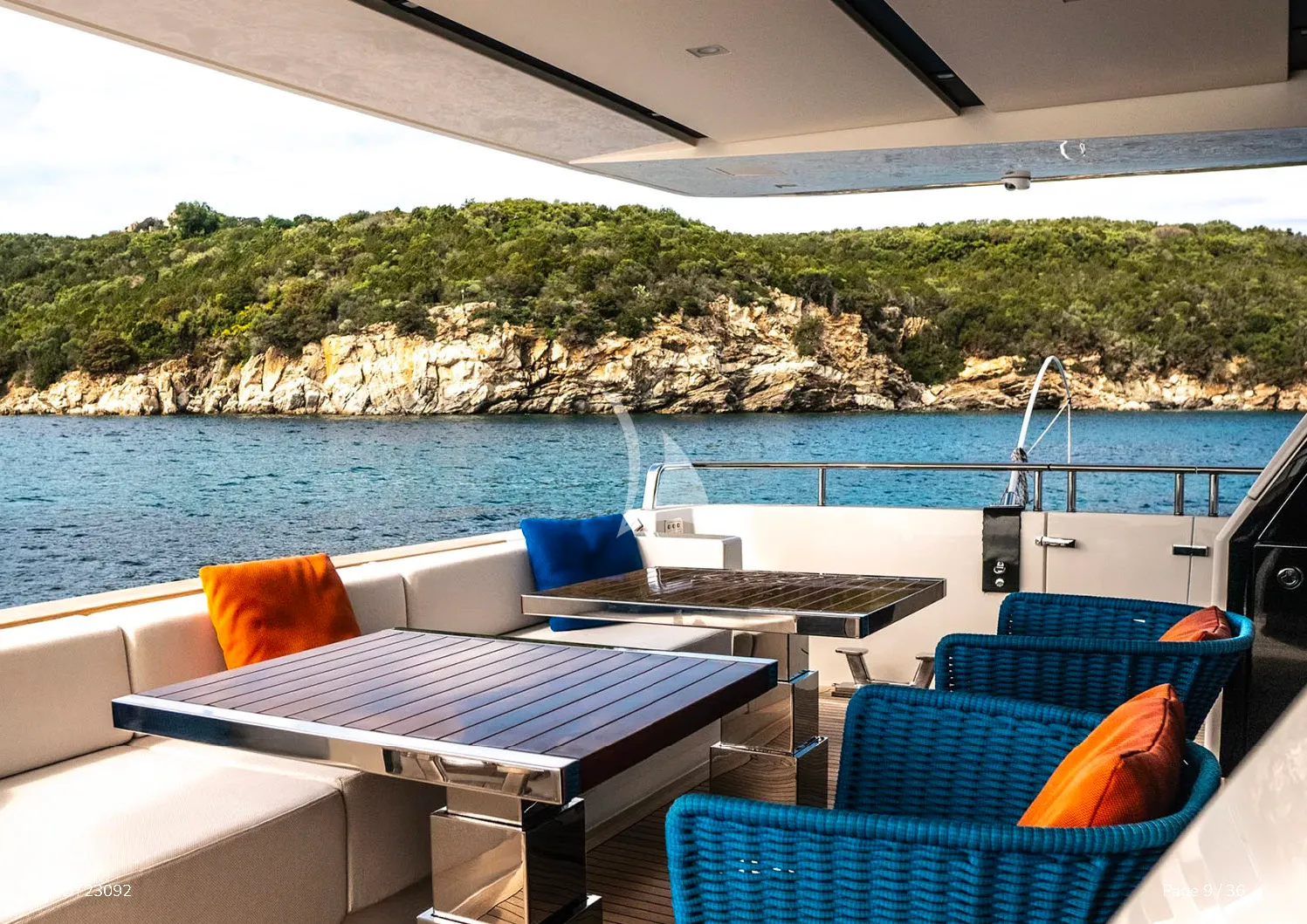 Luxury Crewed Motor Yacht ALEIN photo 8