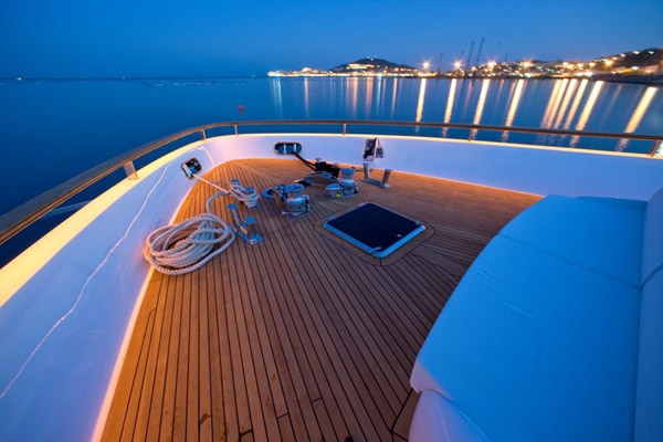 Luxury Crewed Motor Yacht ALEMIA photo 8