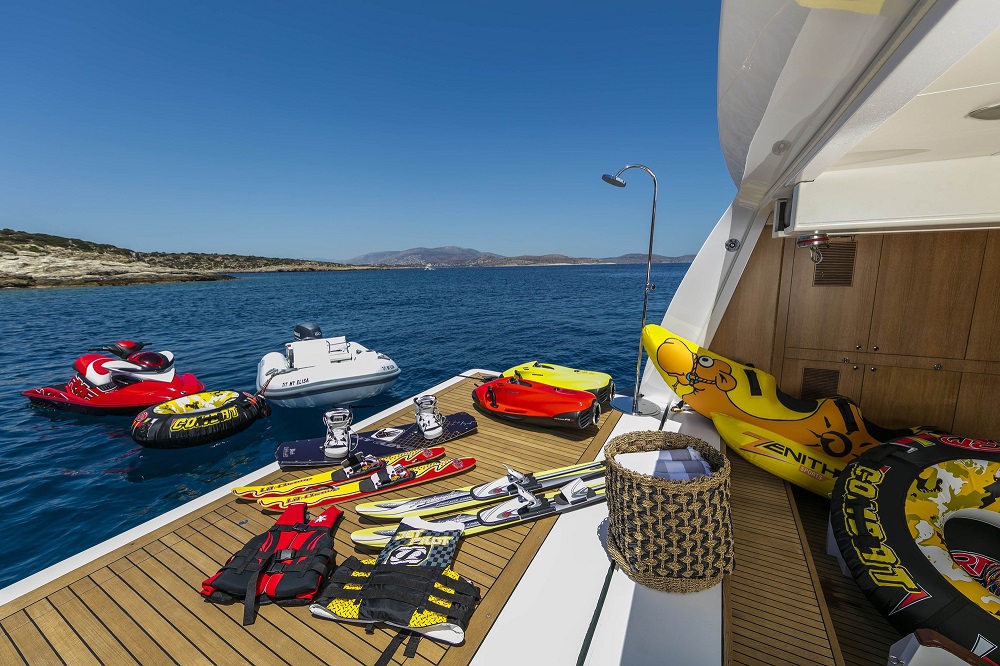 Luxury Crewed Motor Yacht ALEXIA photo 6