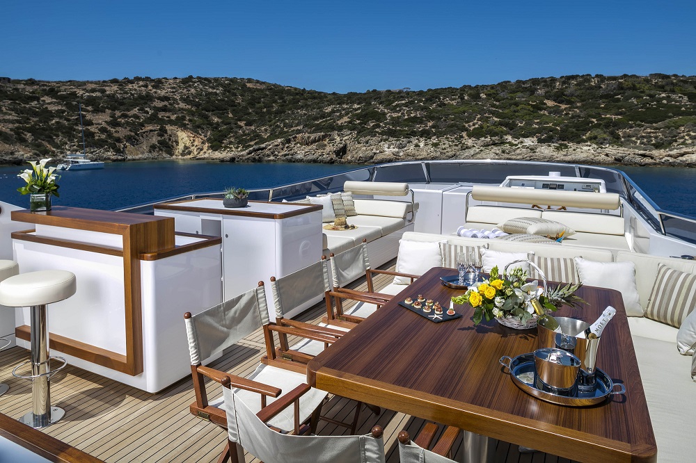 Luxury Crewed Motor Yacht ALEXIA photo 7
