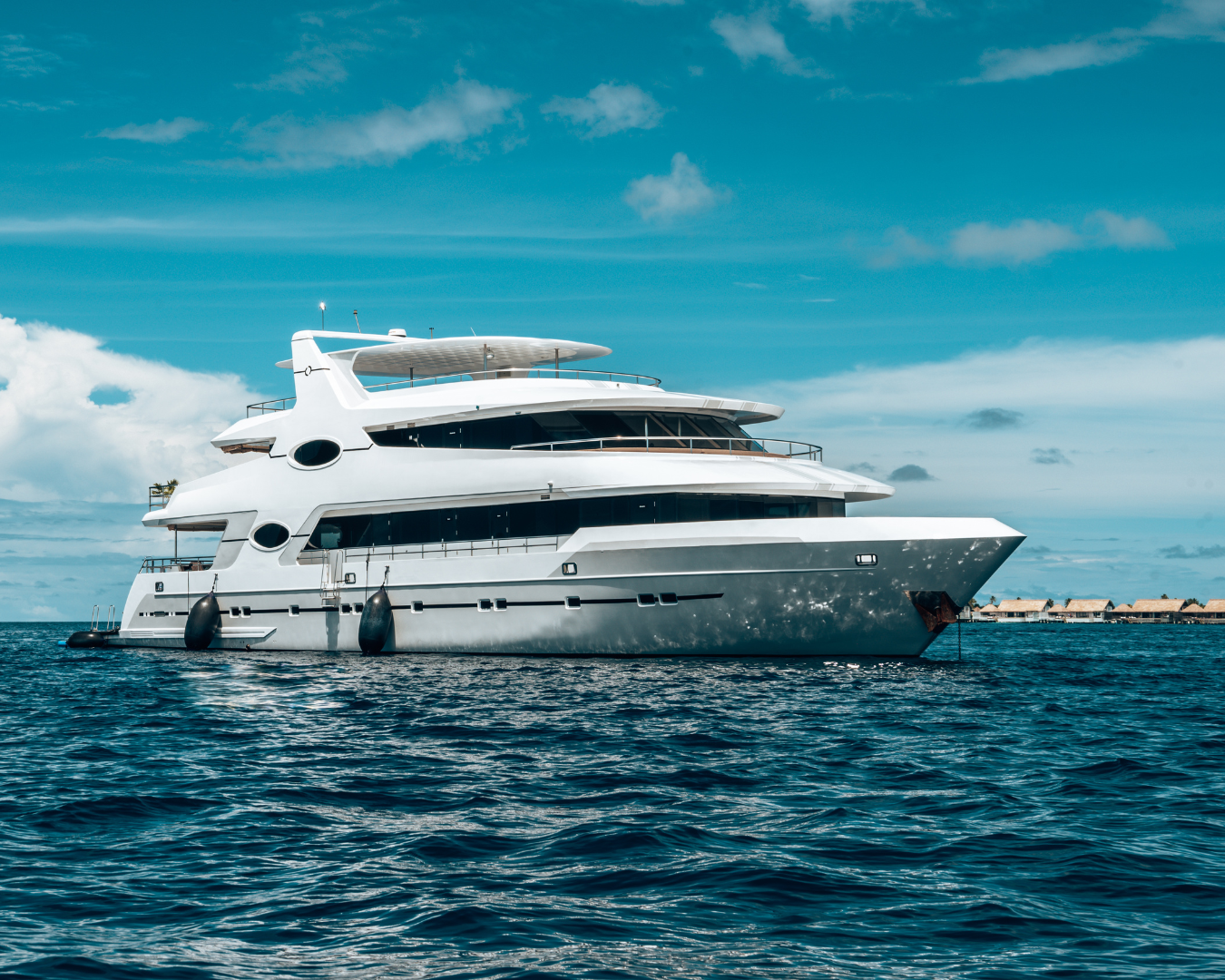 Crewed Motor Yacht ALICE