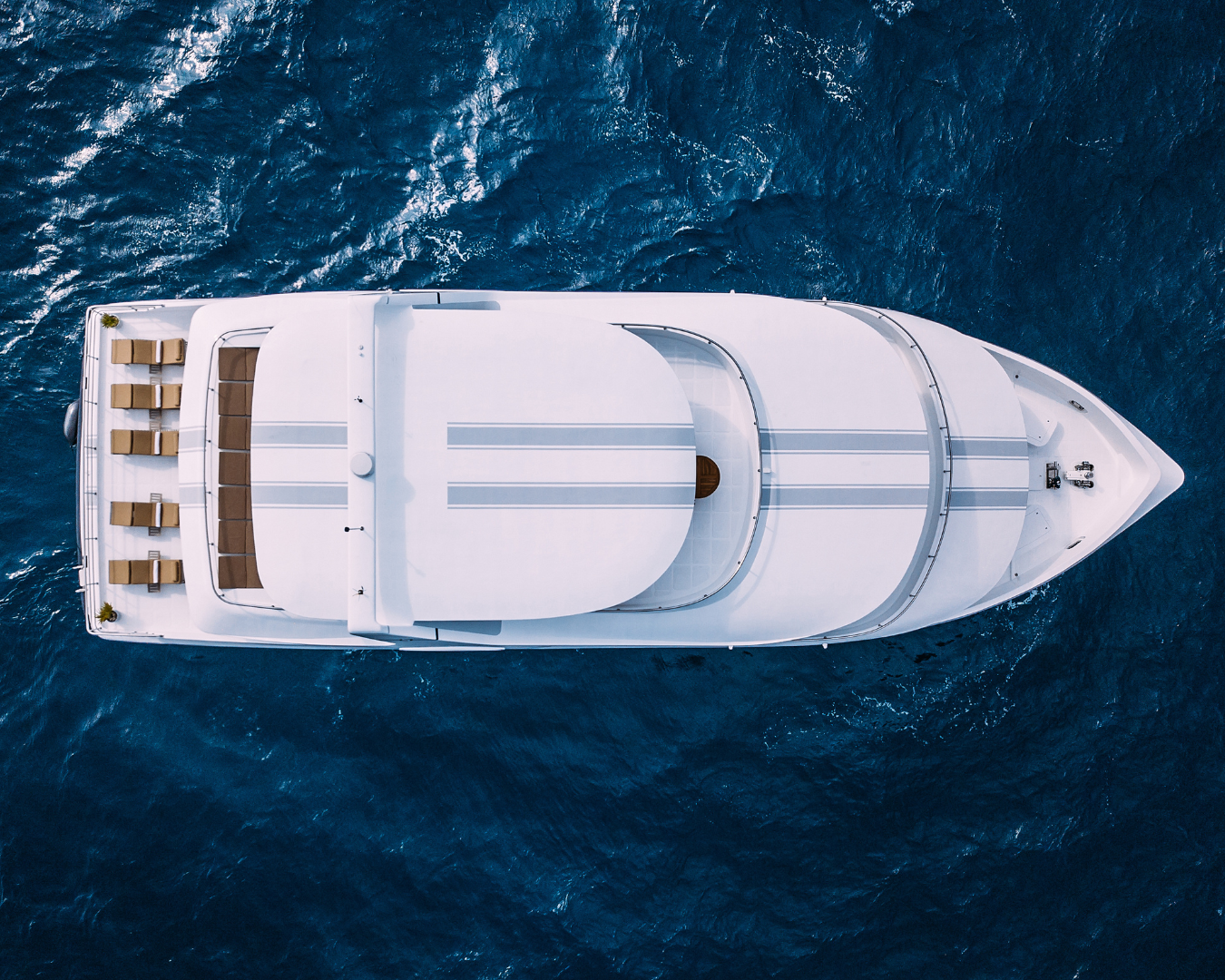 Crewed Motor Yacht ALICE photo 4