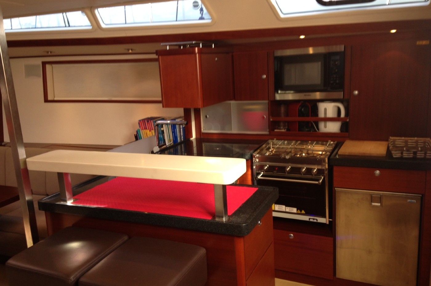 Luxury Crewed Sailing Yacht ALIMA photo 3