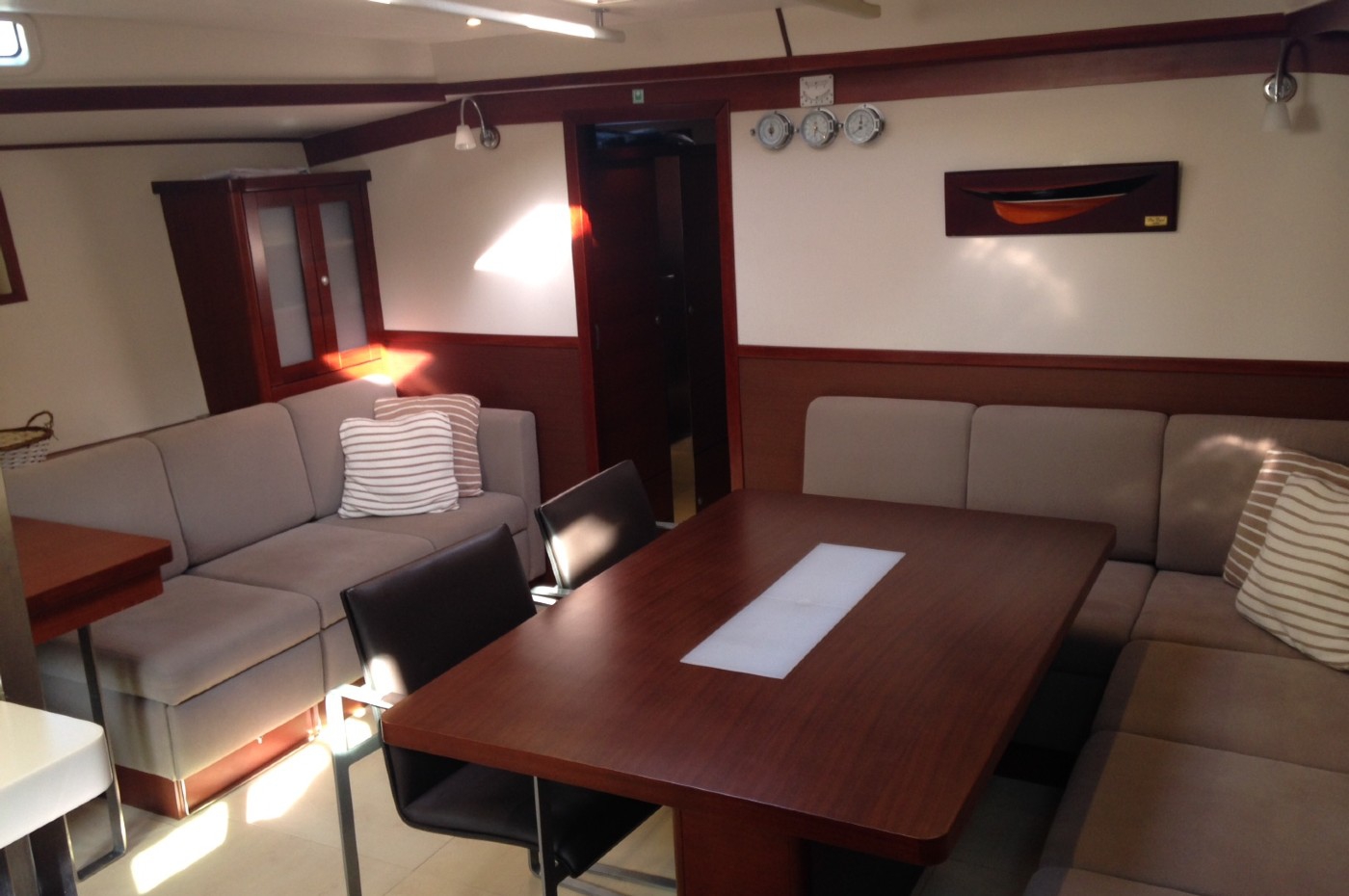 Luxury Crewed Sailing Yacht ALIMA photo 5
