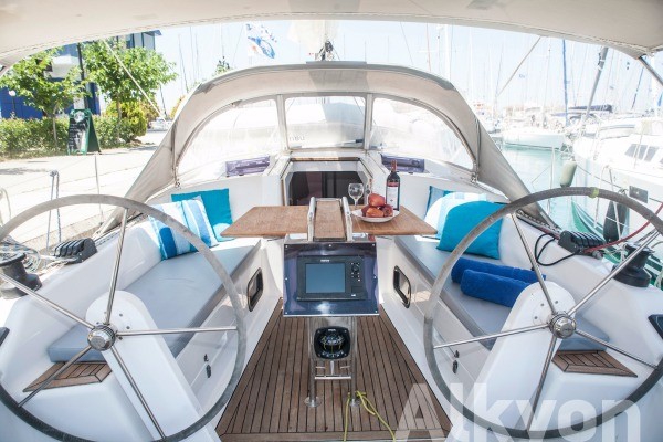 Bareboat Sailing Yacht ALKION photo 4