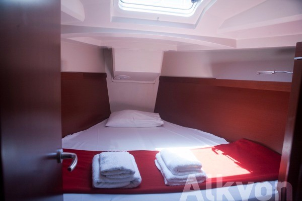 Bareboat Sailing Yacht ALKION photo 8