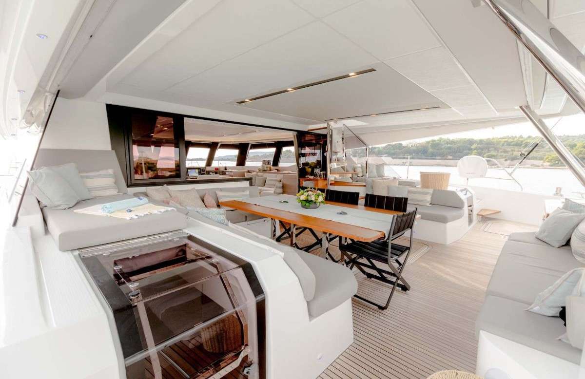 Luxury Crewed Catamaran ALLURE photo 6