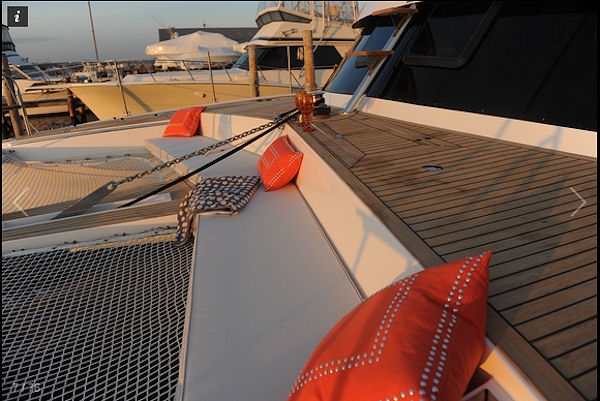 Bareboat Catamaran Alpha 42 photo 5