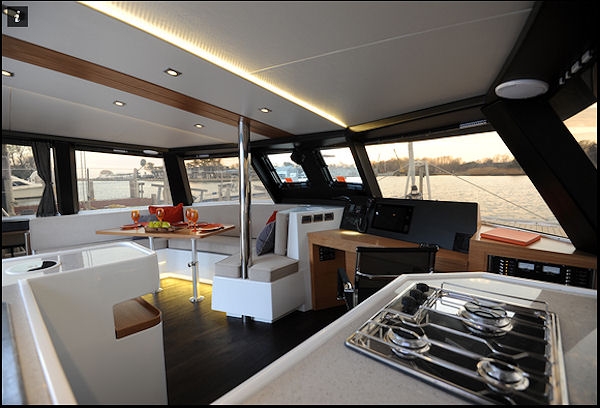 Bareboat Catamaran Alpha 42 photo 6