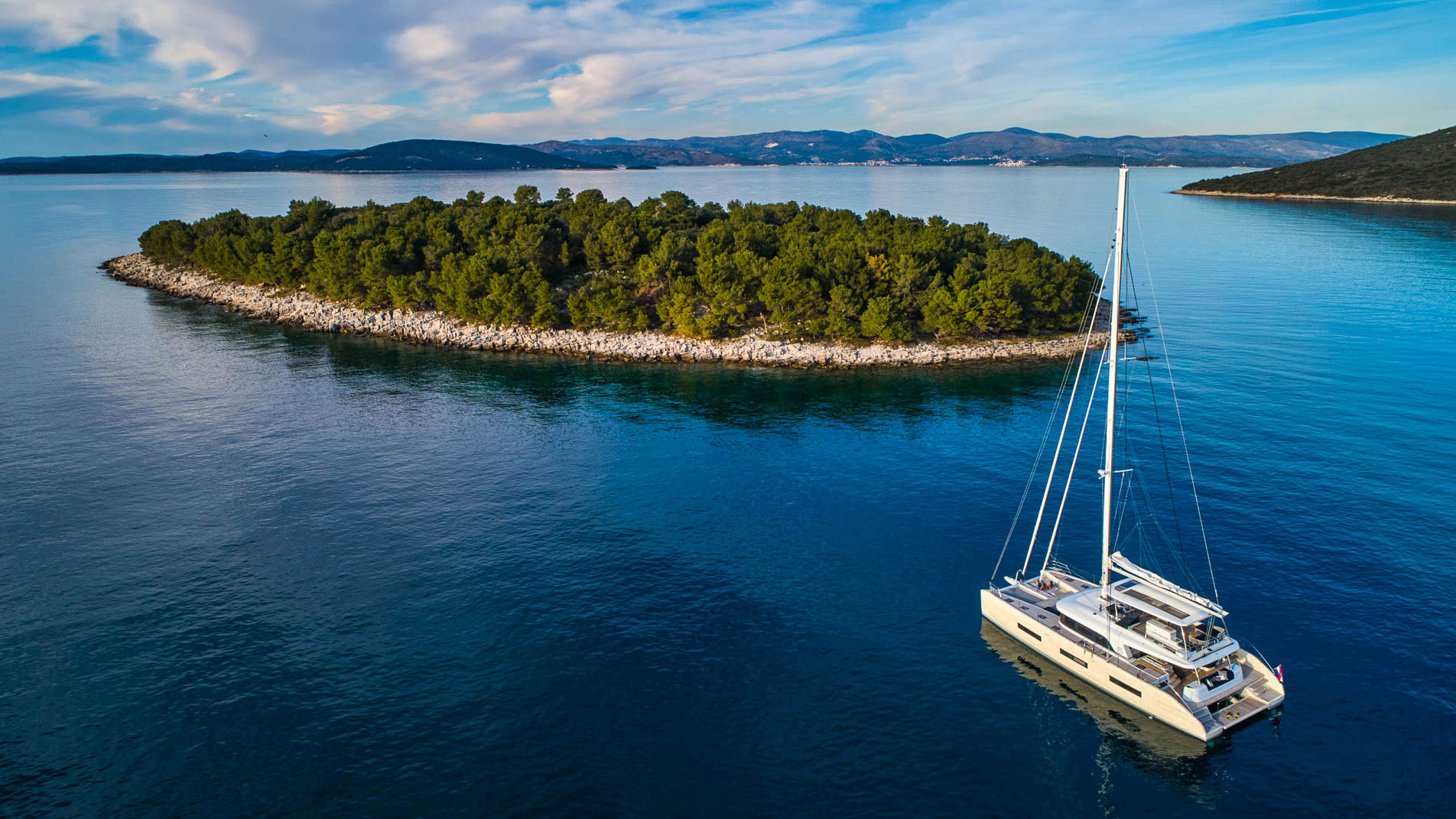 Luxury Crewed Catamaran AMADA MIA photo 7