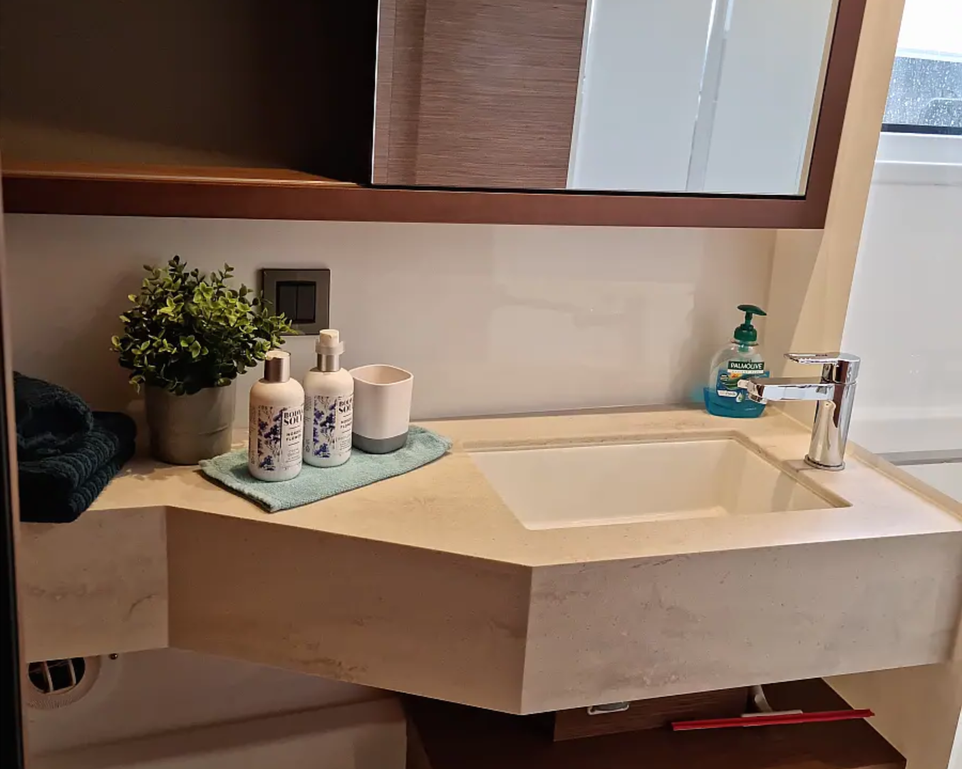 Crewed Catamaran AMANACI photo 3