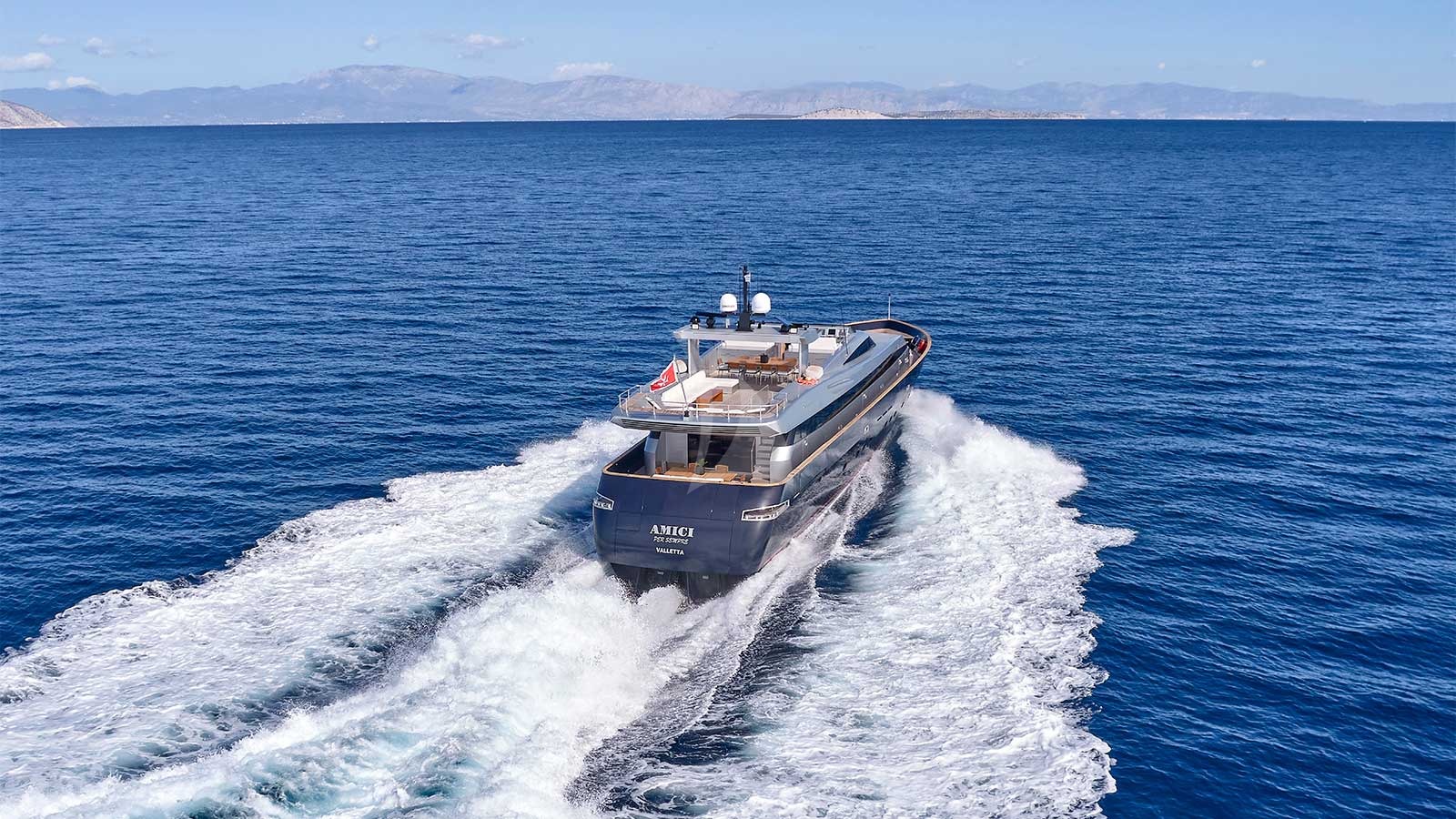 Crewed Motor Yacht AMICI PER SEMPRE photo 4