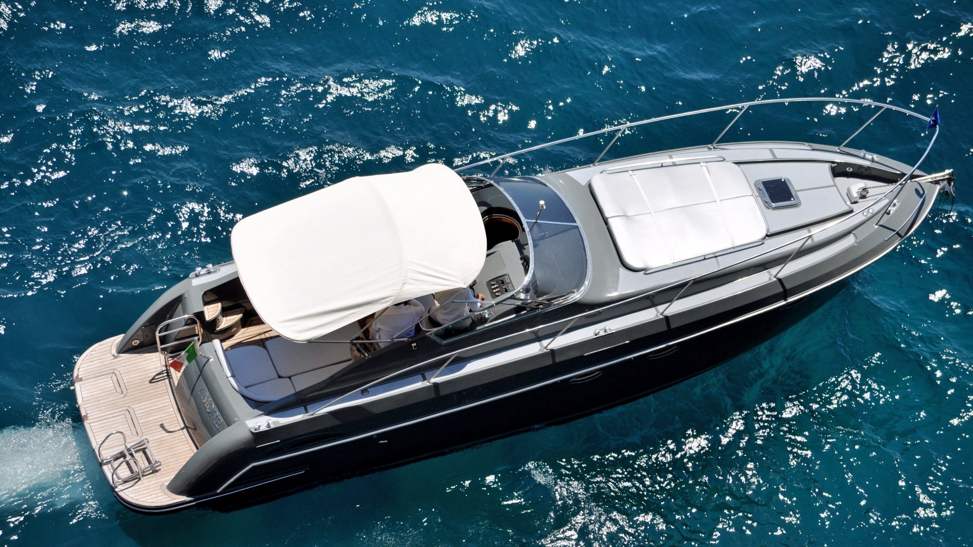 Crewed Motor Yacht AMORE photo 5