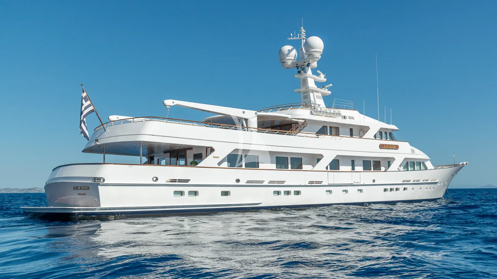 Luxury Crewed Motor Yacht ANCALLIA photo 7