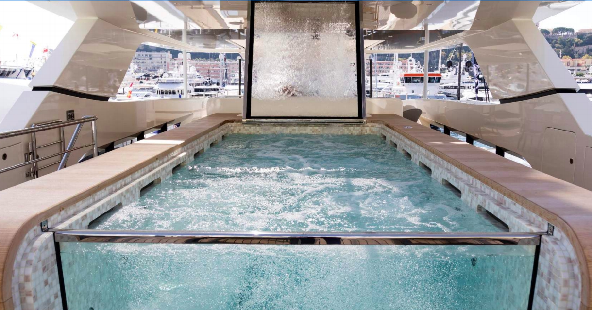 Luxury Crewed Motor Yacht ANDIAMO photo 4