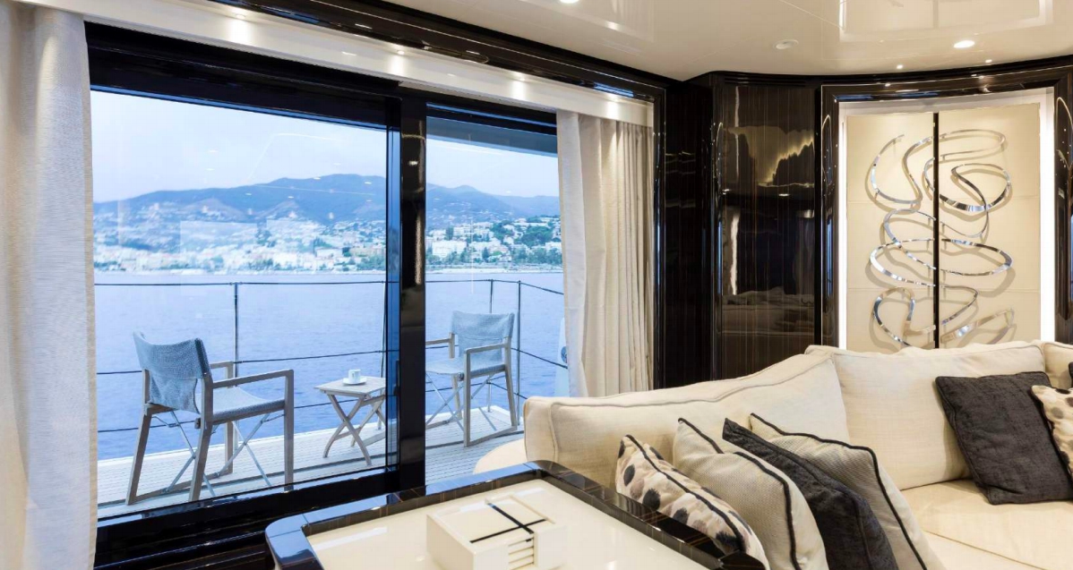 Luxury Crewed Motor Yacht ANDIAMO photo 8