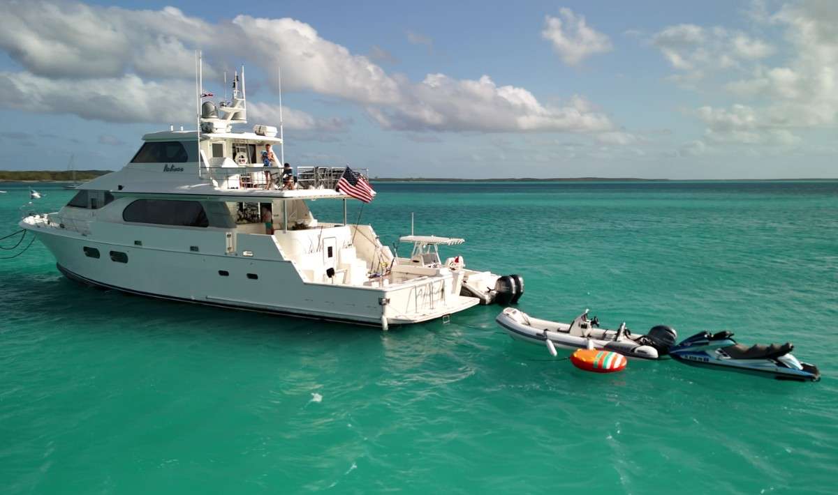 Luxury Crewed Motor Yacht ANDIAMO photo 3