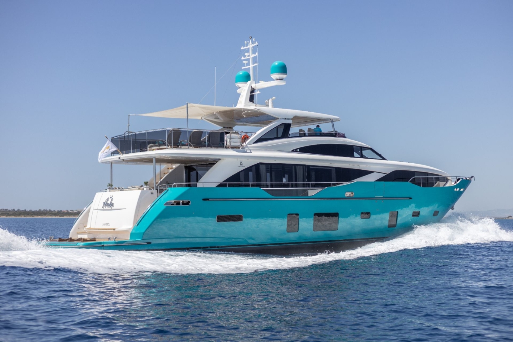 Luxury Crewed Motor Yacht ANKA photo 4