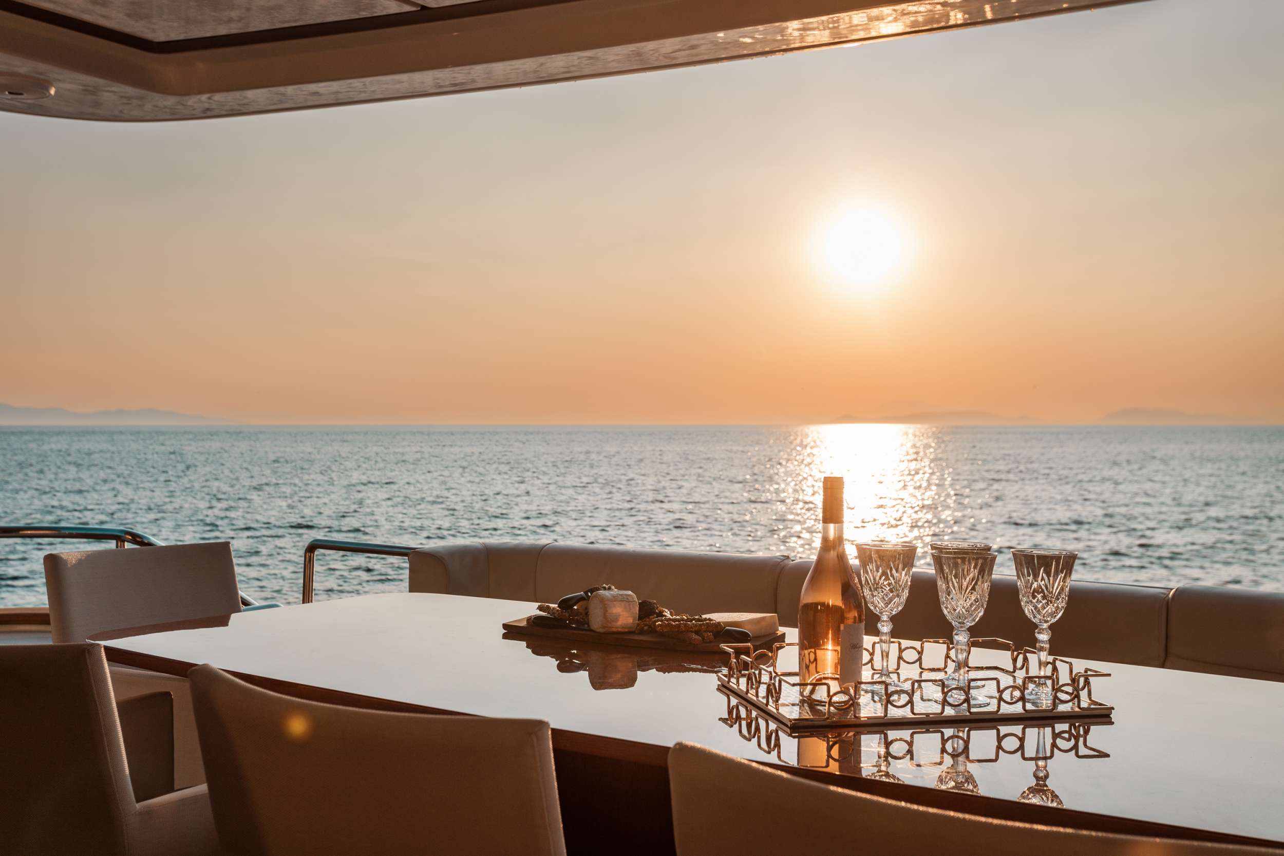 Crewed Motor Yacht ANLIA photo 4