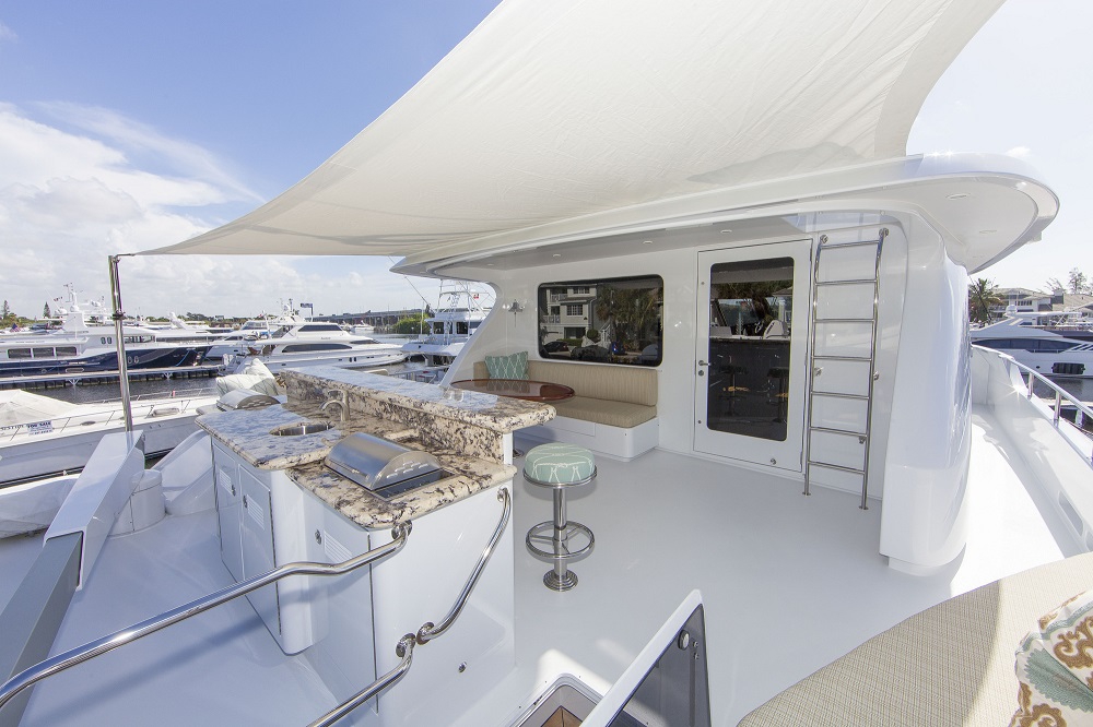 Luxury Crewed Motor Yacht ANNDRIANNA photo 5