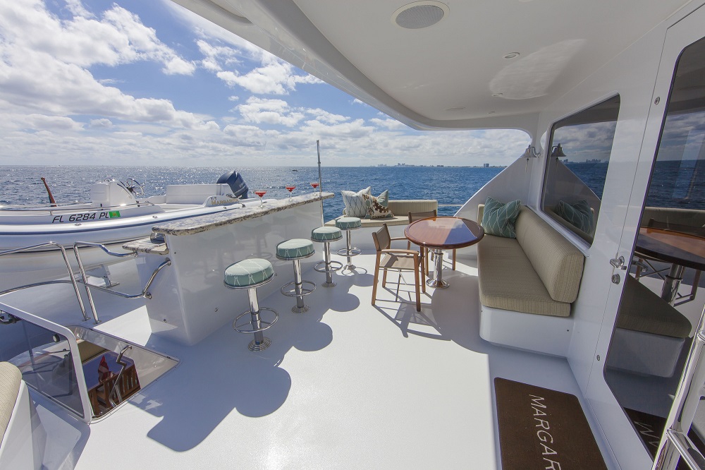 Luxury Crewed Motor Yacht ANNDRIANNA photo 6