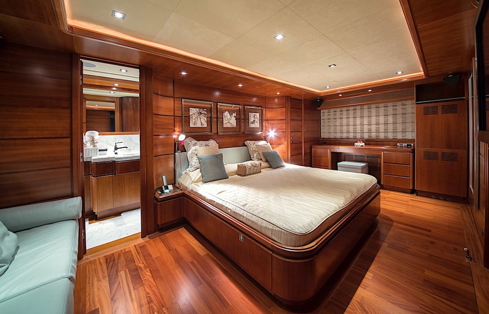 Luxury Crewed Motor Yacht ANNE MARIE photo 4