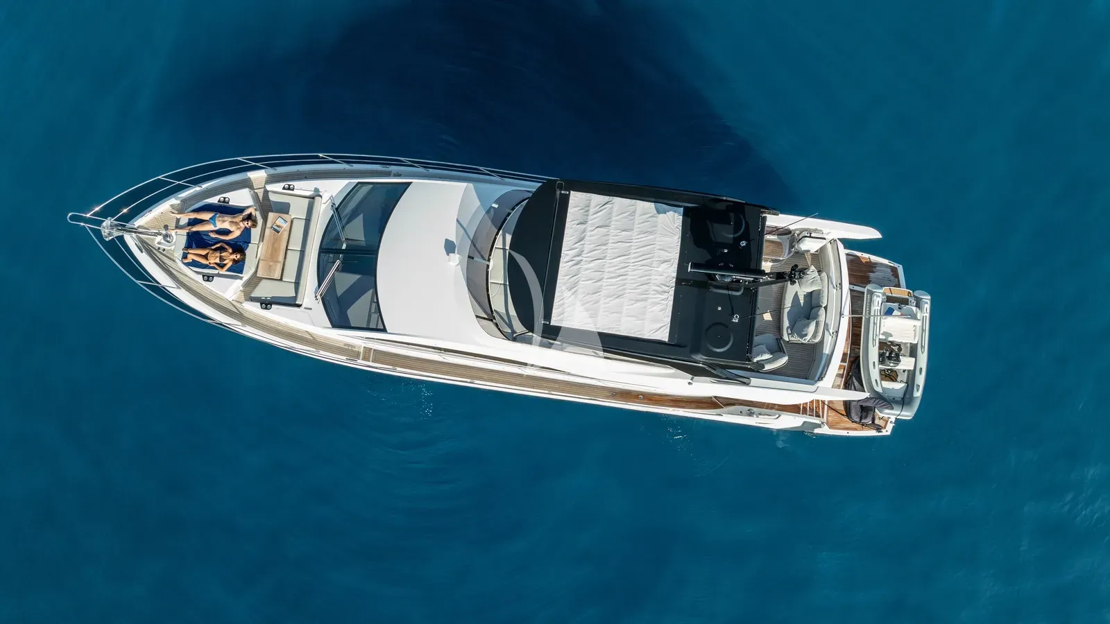 Crewed Motor Yacht APOLLO photo 3